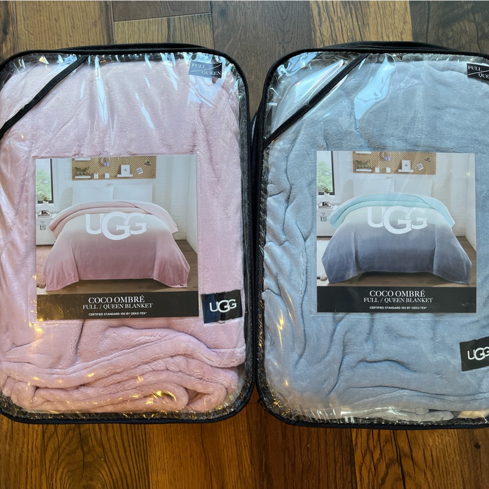Ugg blankets ultra-soft ombré blue or pink. Size full queen